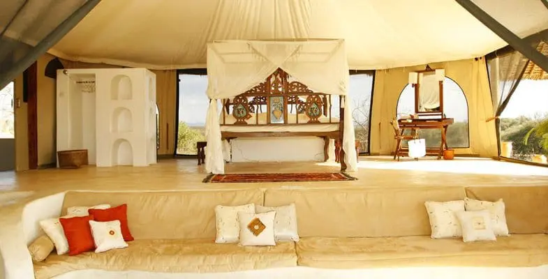 Sasaab Lodge tent